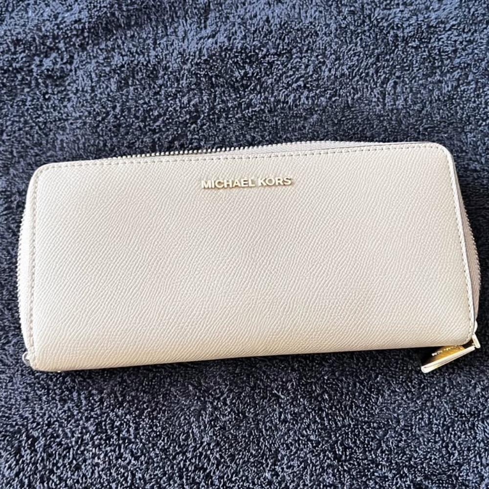 Michael Kors Cream Zip-Around Saffiano Leather Wallet with Gold Logo